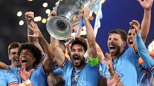 多多28:浙媒:国足在杭州对澳大利亚场内总人数预计破7万,外地球迷占60%.